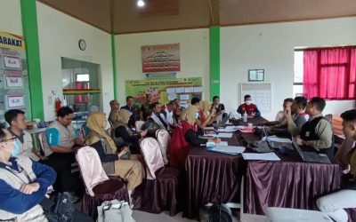 Evakuasi Korban Tanah Longsor di Kecamatan Pandanarum